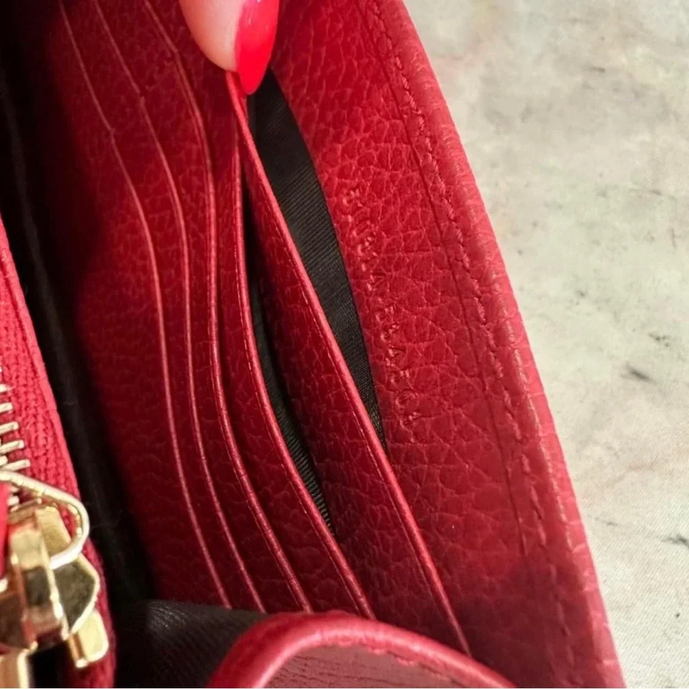 Gucci Wallet On Chain - Picture 6 of 9
